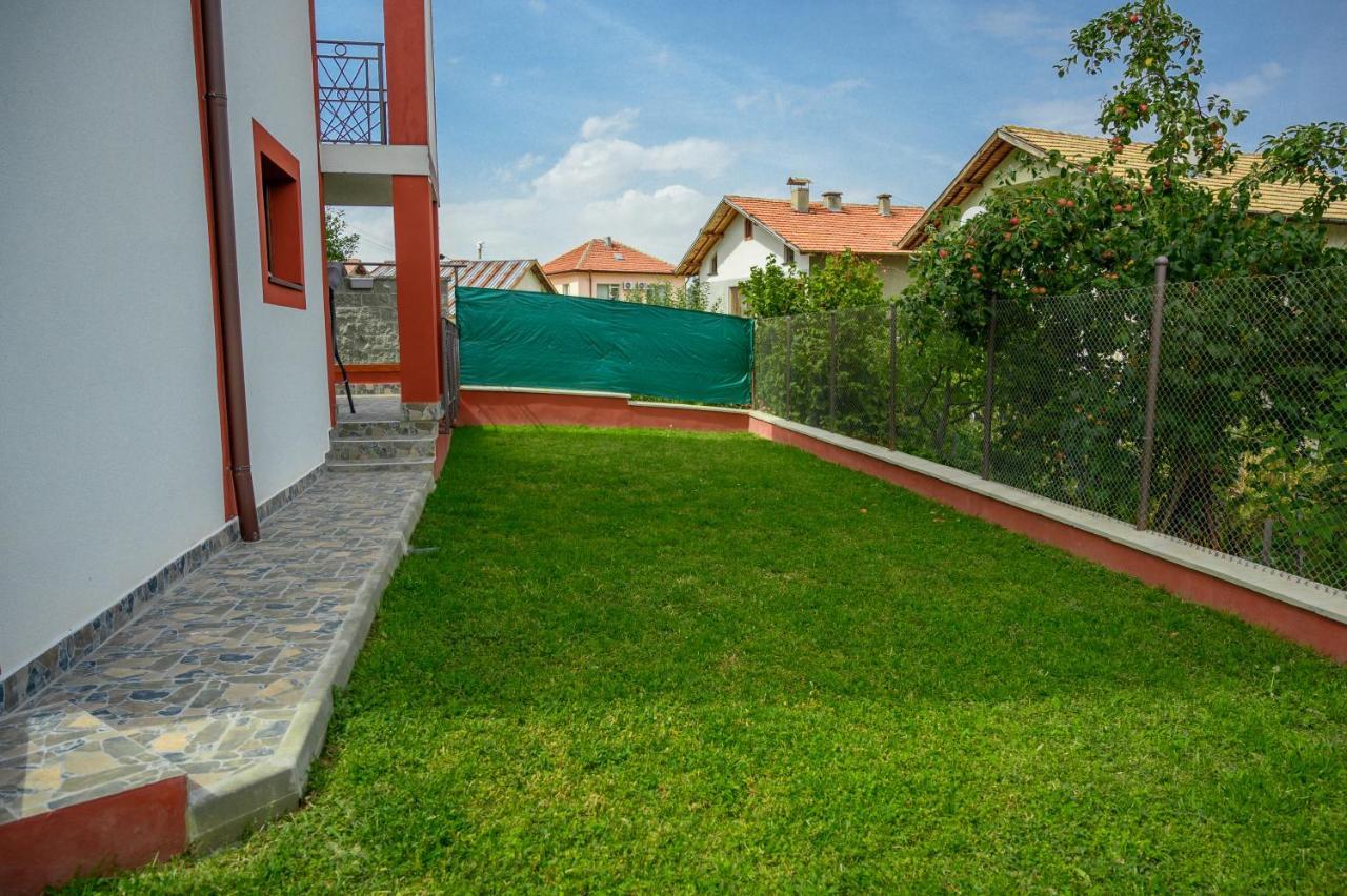 Къща за гости „ЖОРО и ДАНИ “ Villa Сапарева Баня Екстериор снимка
