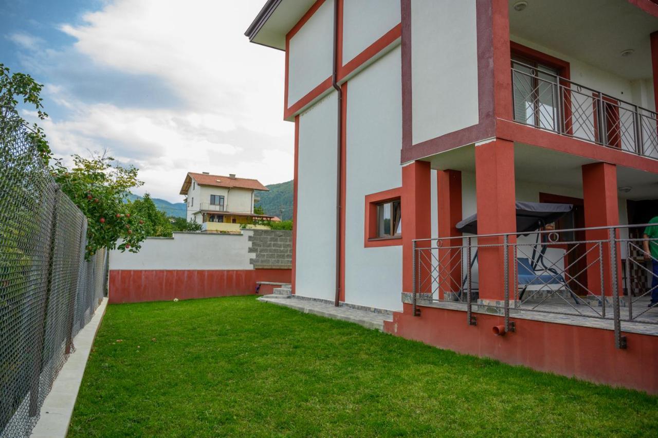 Къща за гости „ЖОРО и ДАНИ “ Villa Сапарева Баня Екстериор снимка